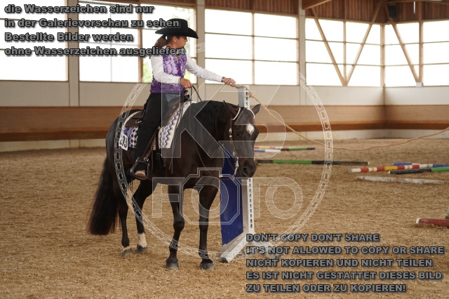 s_A_901768.JPG